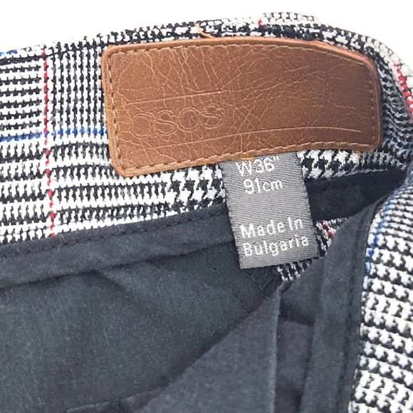 Asos Plaid Houndstooth Flat Front Shorts Womens Size 36 Black, White, Blue & Red - Picture 5 of 13